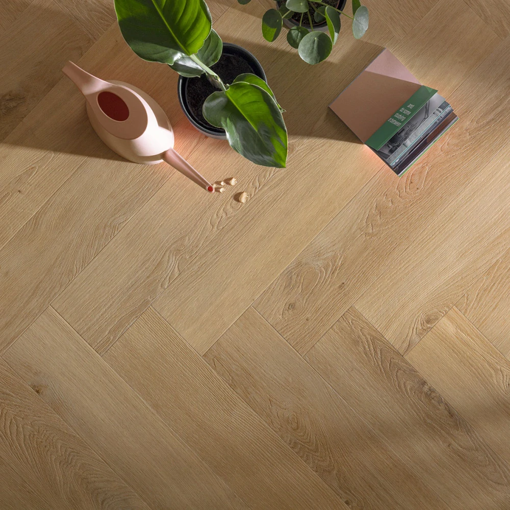Anago, Lively - lehce rustikální, synchronní struktura dřeva, podlaha vinylová lepená Floorify HERRINGBONE GLUEDOWN