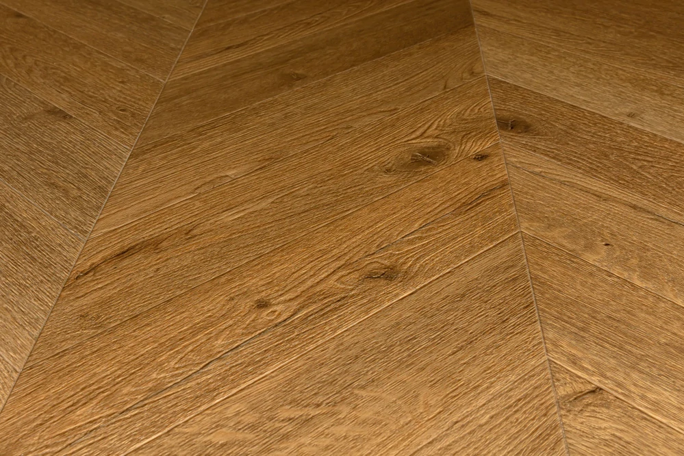 Oscar, Rustic - rustikální, kartáčovaná synchronní textura, podlaha vinylová rigidní Floorify CHEVRON